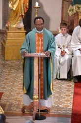 Pfarrer Cyrill Udebunu verabschiedet